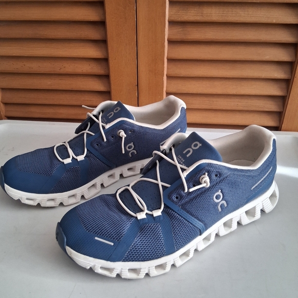On Cloud 5 Denim / White Women's Running Shoe * Size: 9 - Picture 4 of 8